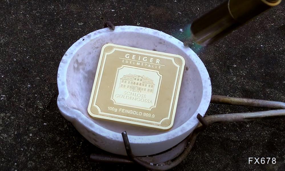 特朗普：乌克兰问题中的维和是较为简单的环节